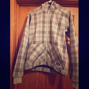 Women’s Patagonia fleece-lined hooded jacket